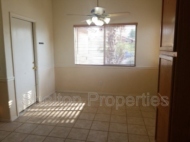 16105 W Hadley St - Photo 6 of 12