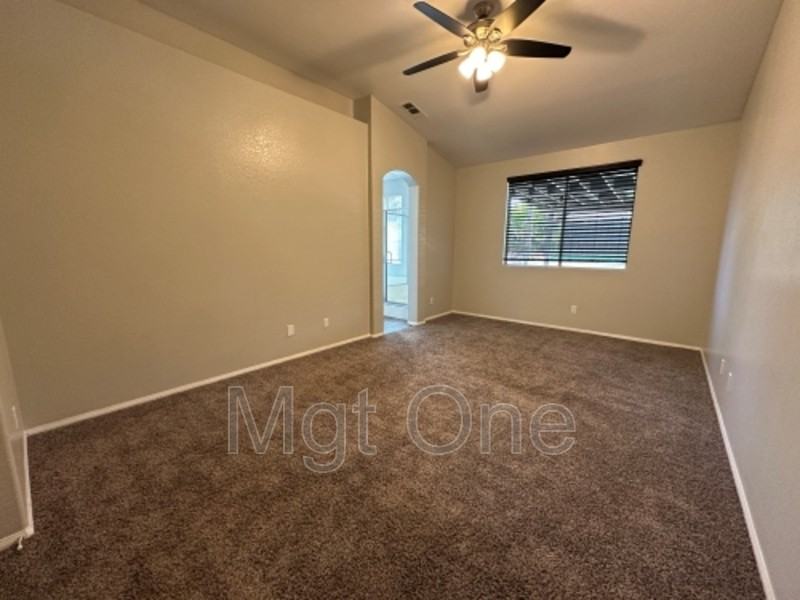 16132 Palomino Ln - Photo 6 of 19