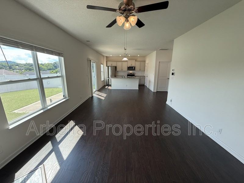 479 Brinkleys Way - Photo 7 of 31