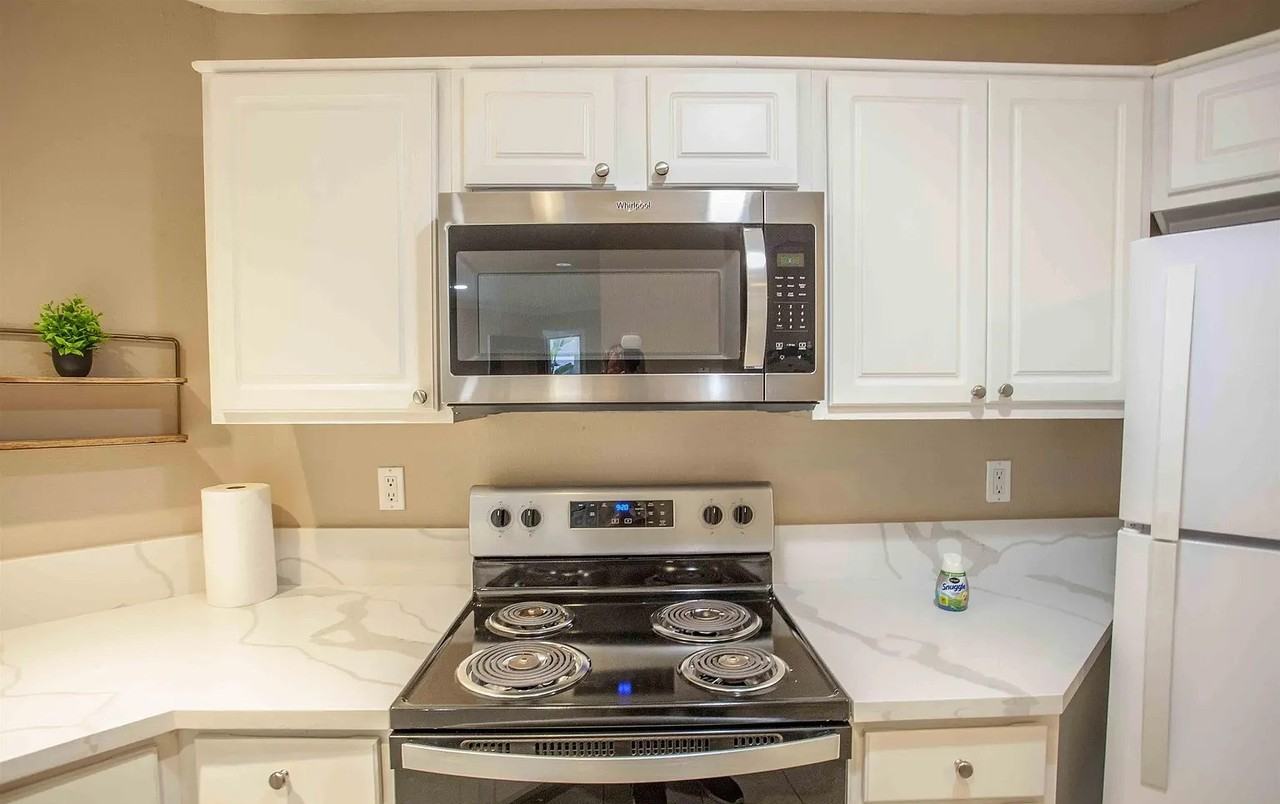 7425 Charmant Dr #2903 - Photo 4 of 17