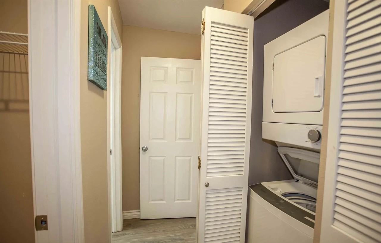7425 Charmant Dr #2903 - Photo 7 of 17