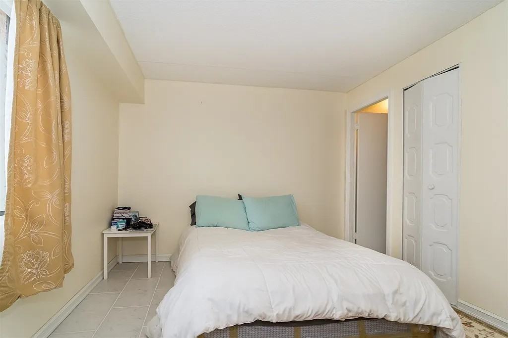 685 Oak St #15-3 - Photo 2 of 10