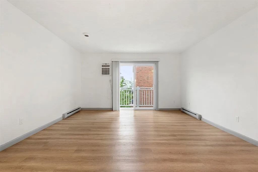 8 Lafayette Park #9 - Photo 2 of 15