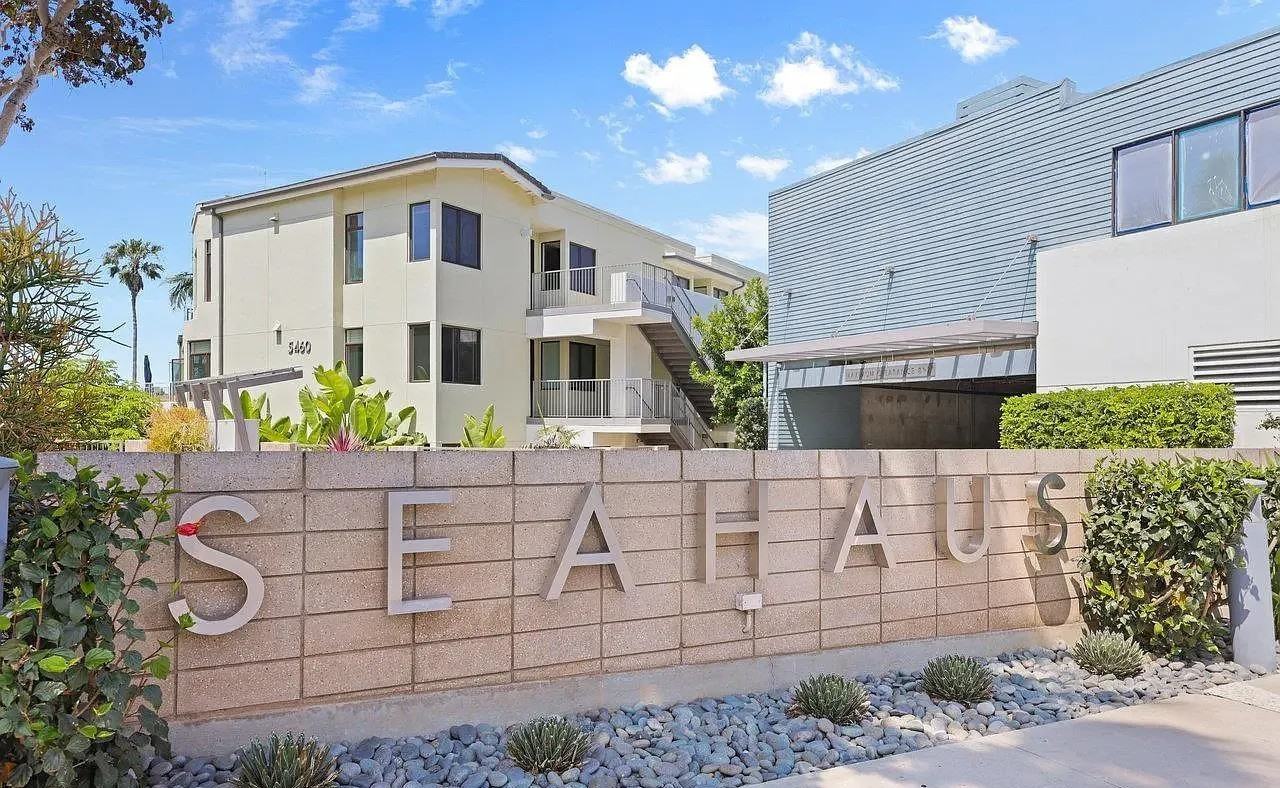 5490 La Jolla Blvd #K202 - Photo 6 of 21