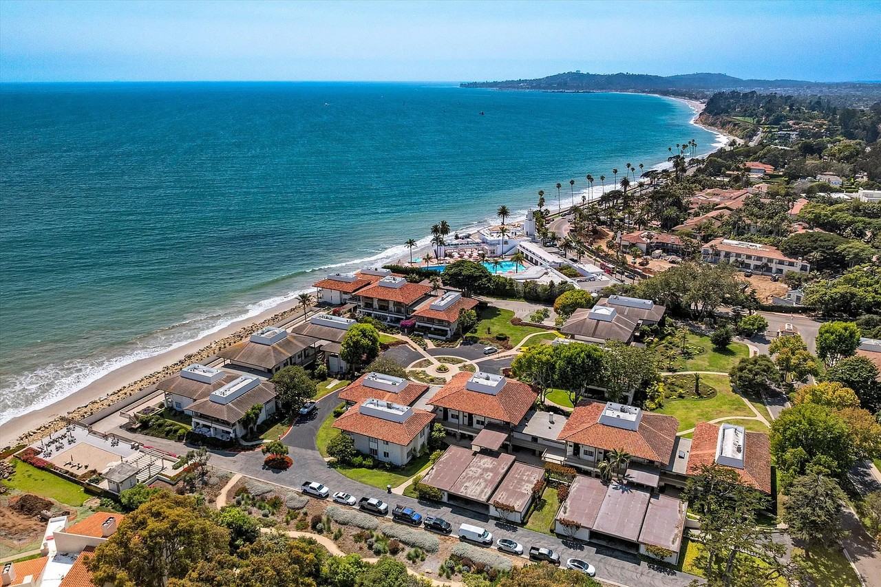 1363 Plaza Pacifica - Photo 6 of 19