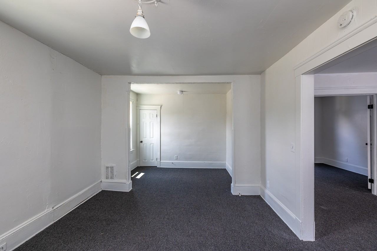 10117 Hampden Ave - Photo 5 of 15