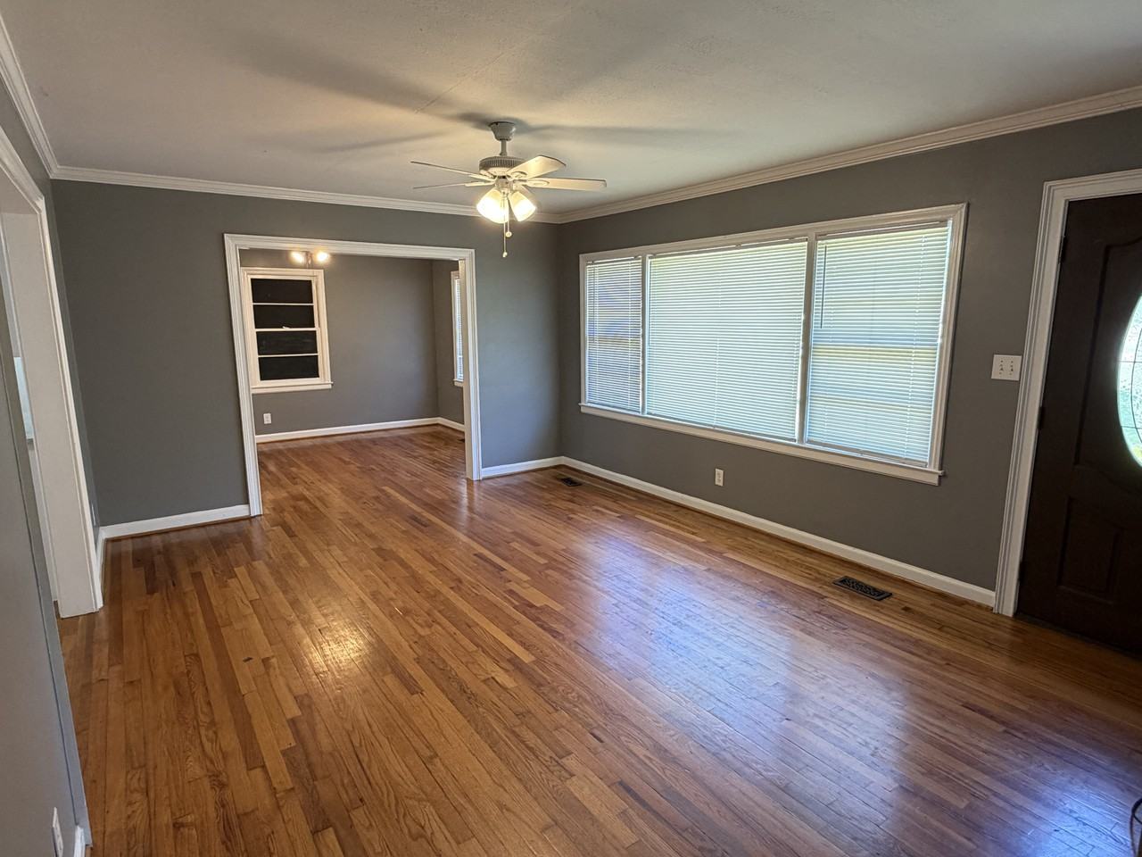 4511 Summerville Rd - Photo 2 of 22