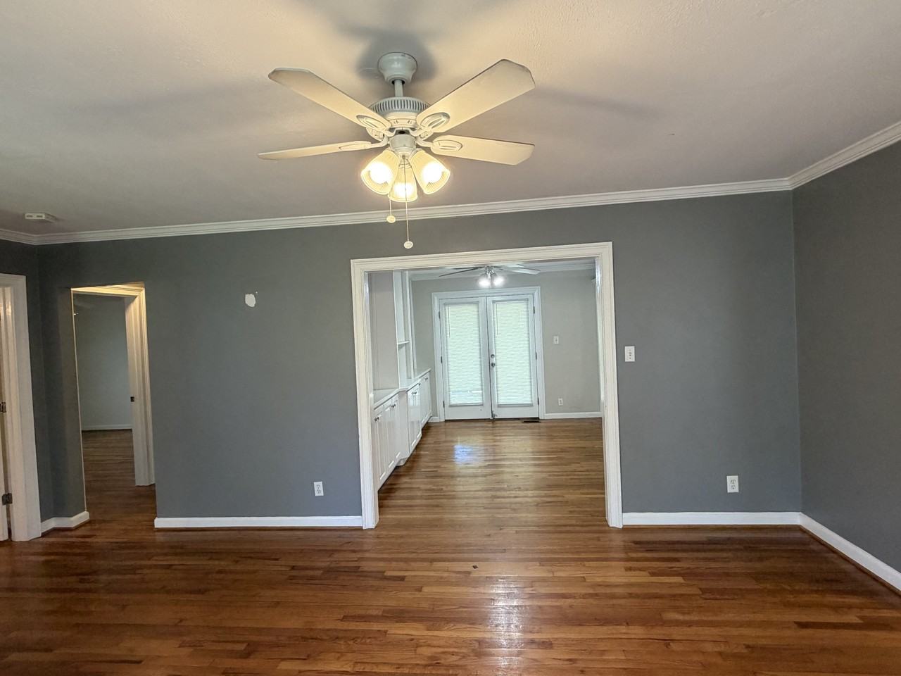4511 Summerville Rd - Photo 3 of 22