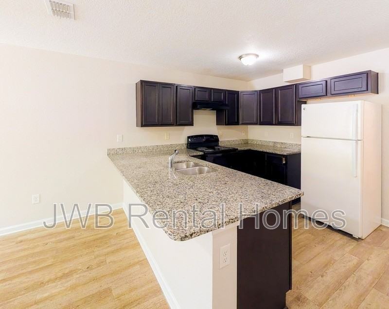 8474 Mcgirts Village Ln - Photo 2 of 16