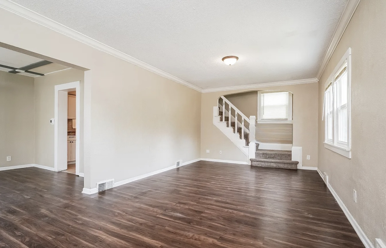 822 S 56th St - Photo 2 of 7
