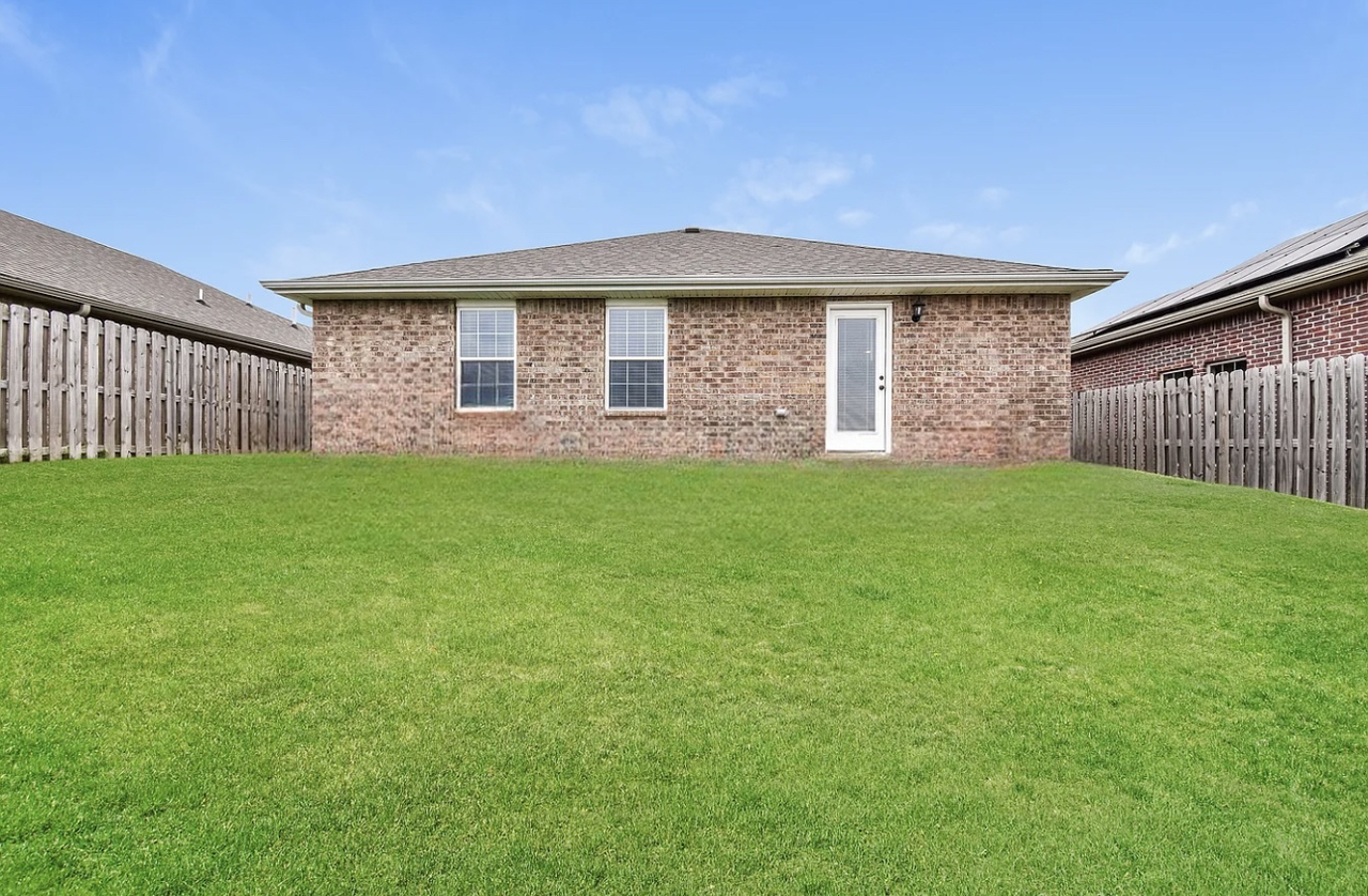 2516 W Ash St - Photo 5 of 5