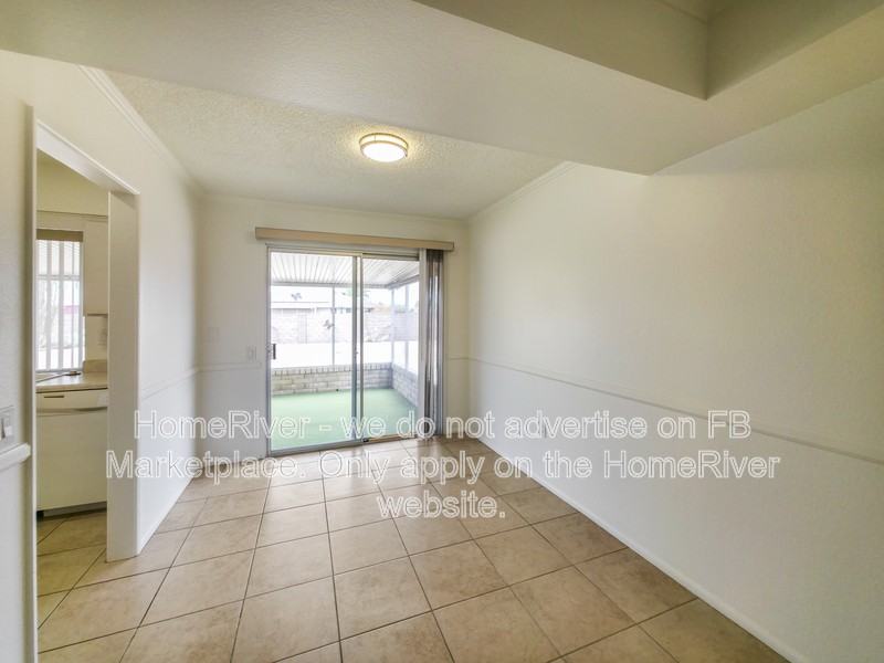 9428 W Cedar Hill Cir N - Photo 5 of 17