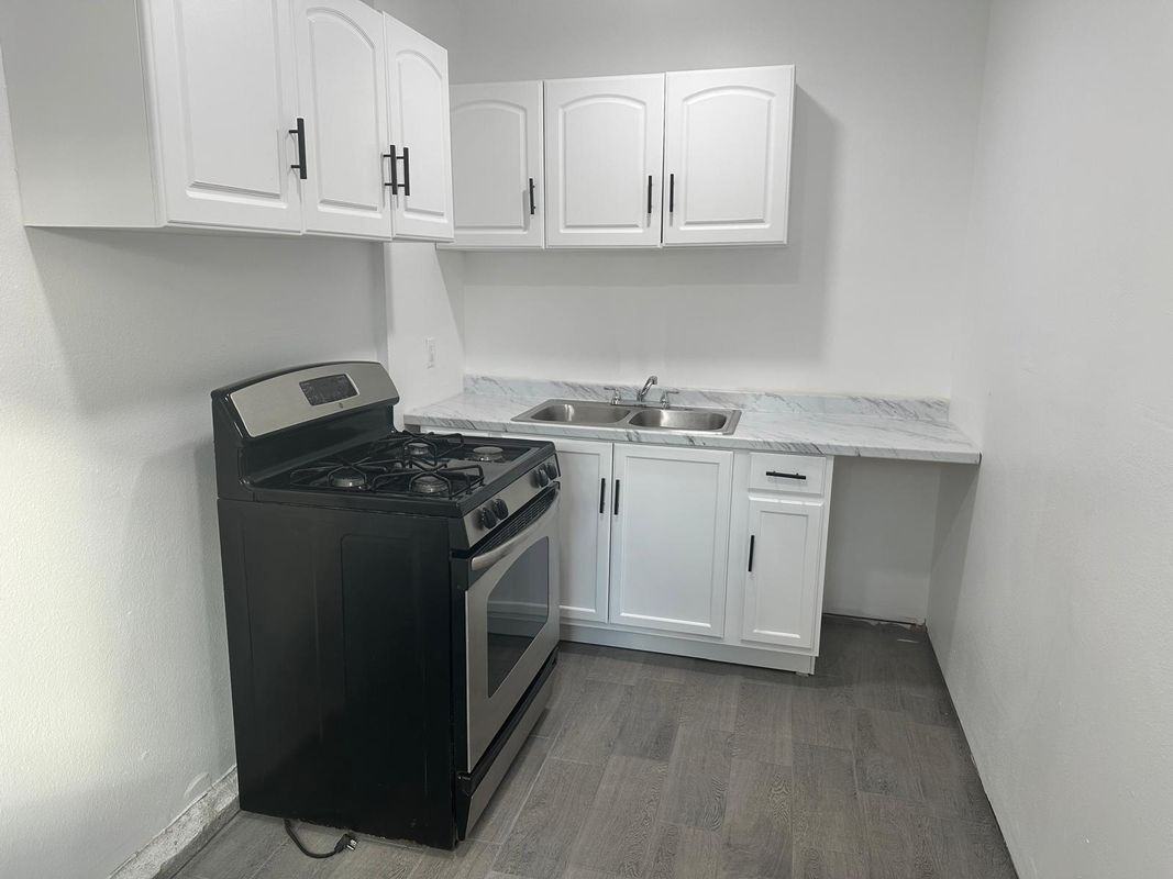 37420 Drexel St ##1 - Photo 4 of 5