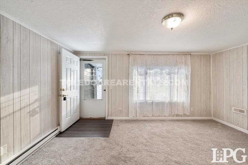 2129 Nevada St - Photo 2 of 19