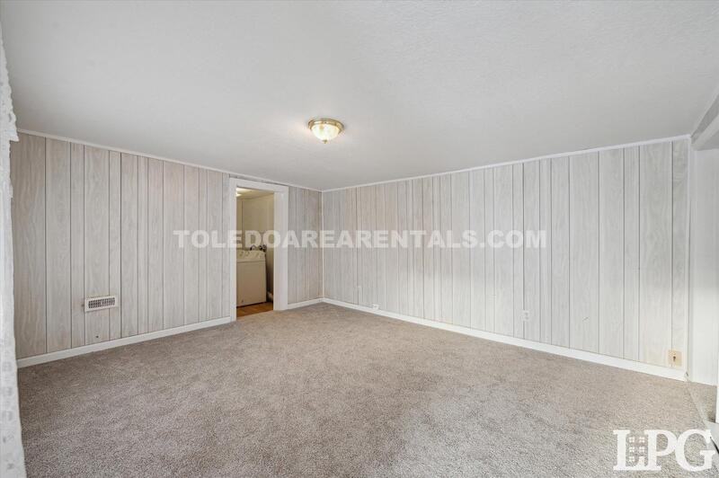 2129 Nevada St - Photo 3 of 19