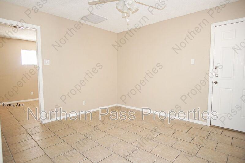 8604 Lawson St #4 - Photo 4 of 14