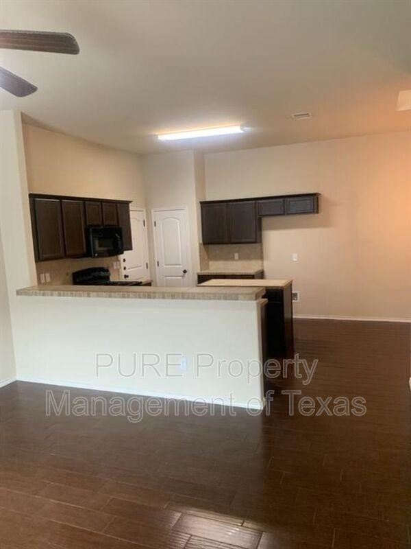 1144 Brendon Lee Ln - Photo 6 of 28