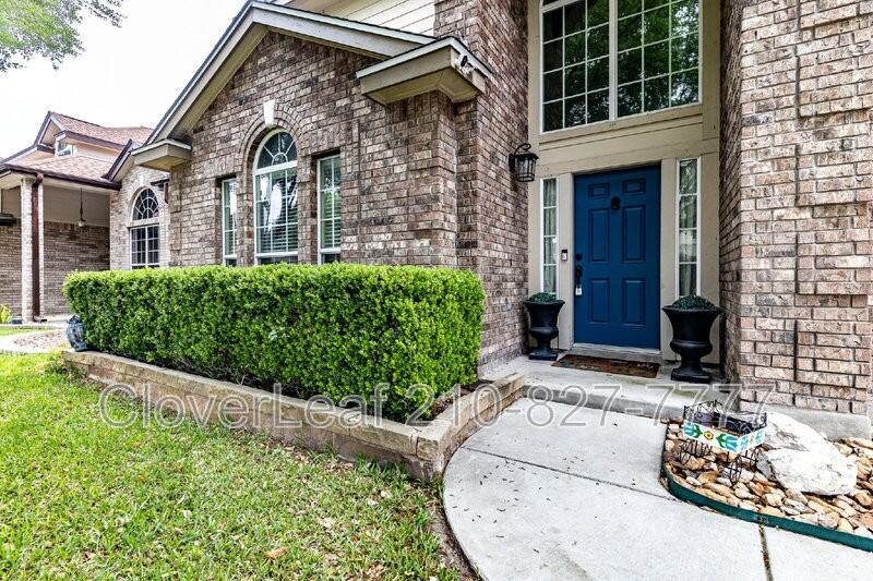 409 Loch Lomond Dr - Photo 4 of 44