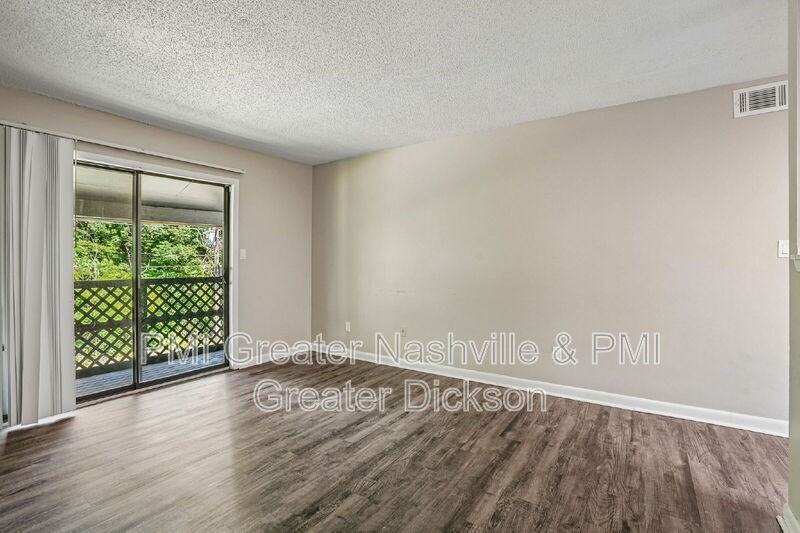 405 Spring St #B22 - Photo 5 of 21