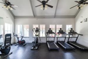 featured image of 10225 Bissonnet St