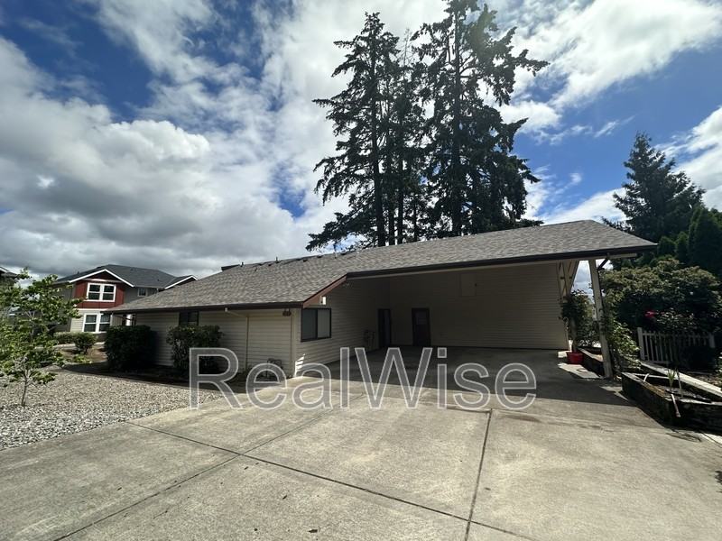 7730 Sw Eaker Pl - Photo 2 of 50