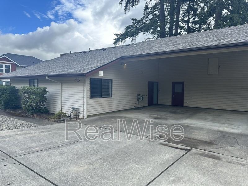7730 Sw Eaker Pl - Photo 4 of 50