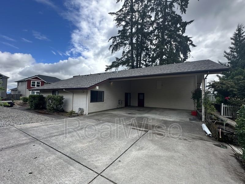 7730 Sw Eaker Pl - Photo 5 of 50
