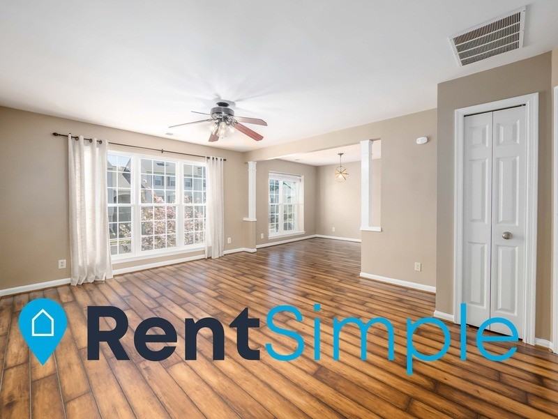 11192 Rienzi Pl #201 - Photo 3 of 14