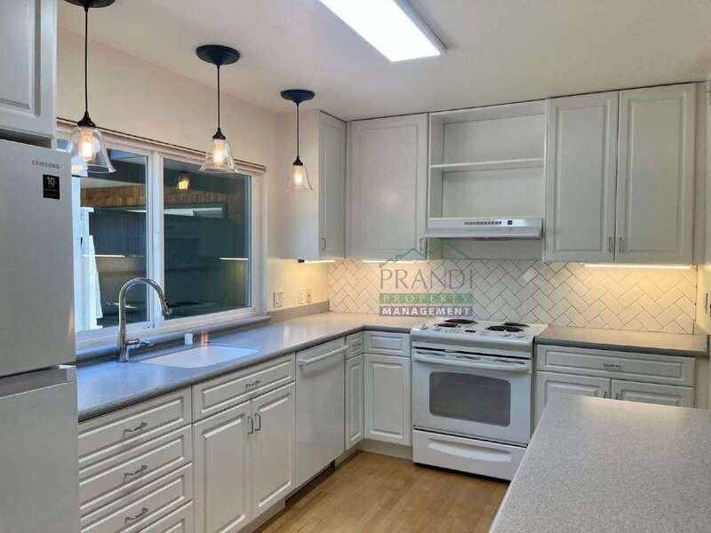 137 Pixley Ave - Photo 2 of 18