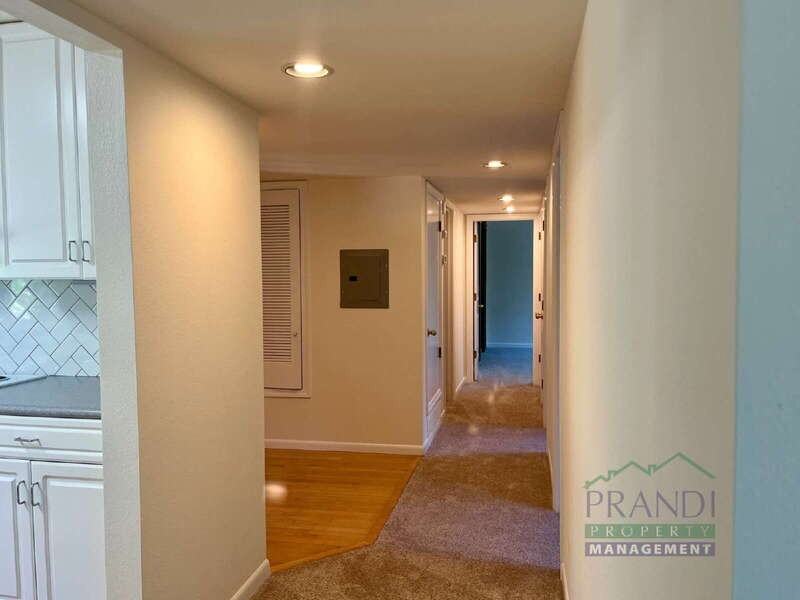 137 Pixley Ave - Photo 4 of 18