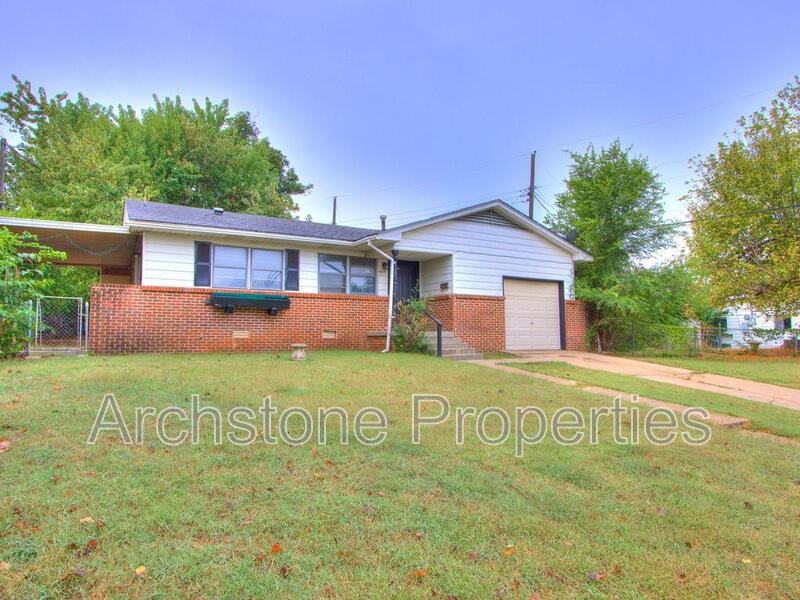 608 Holoway Dr - Photo 4 of 34