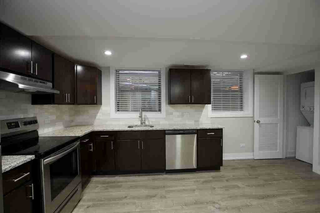 1145 Maple Ave #G - Photo 4 of 21