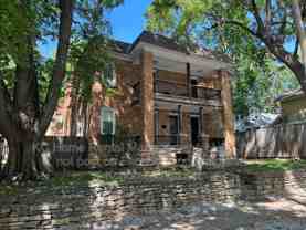 1110 W 41st Ter #1W - Photo 1 of 1
