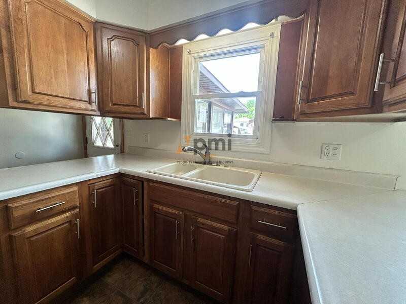 8136 Grace Pl - Photo 5 of 23