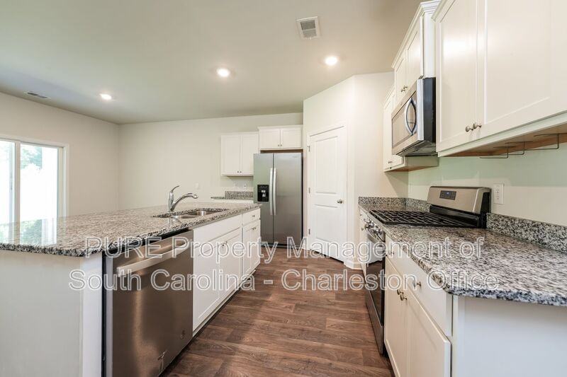 142 Summit View Dr - Photo 7 of 21