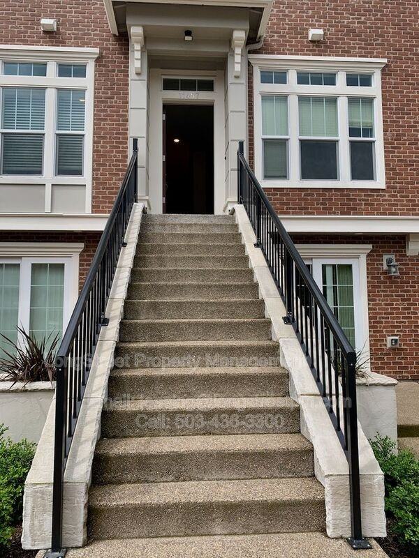 11457 Sw Mont Blanc St - Photo 2 of 25