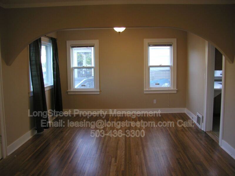 6325 N Maryland Ave - Photo 5 of 10