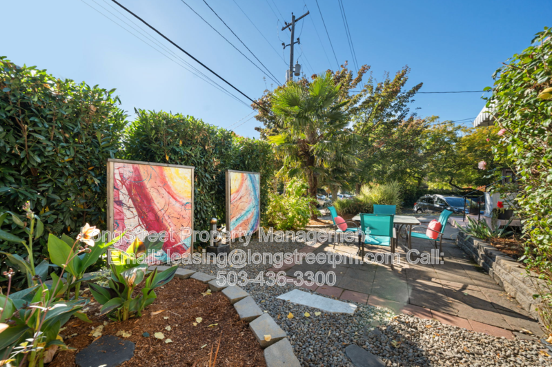 4115 Se Gladstone St - Photo 4 of 50
