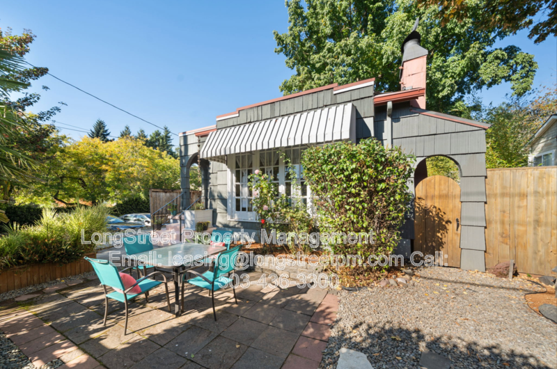4115 Se Gladstone St - Photo 5 of 50