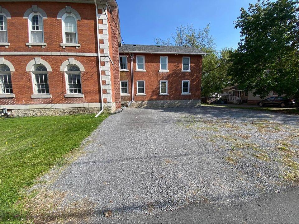 212 East Street #7 - Photo 7 of 9