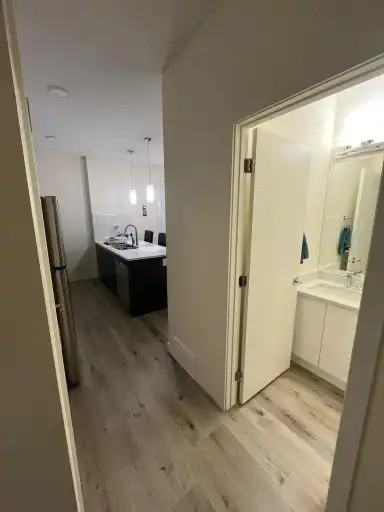 10836 73 Ave Nw #MAIN - Photo 5 of 18