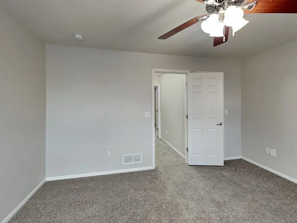 5556 Liverpool St #NA - Photo 4 of 7