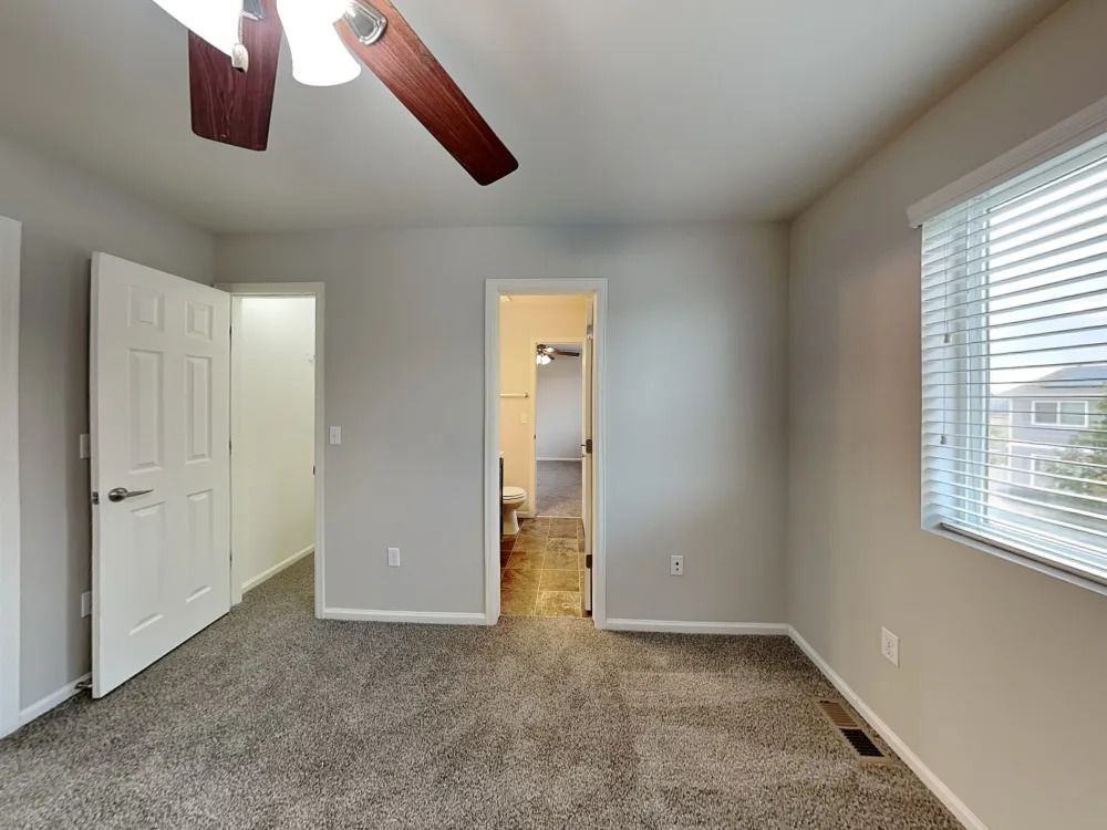 5556 Liverpool St #NA - Photo 5 of 7