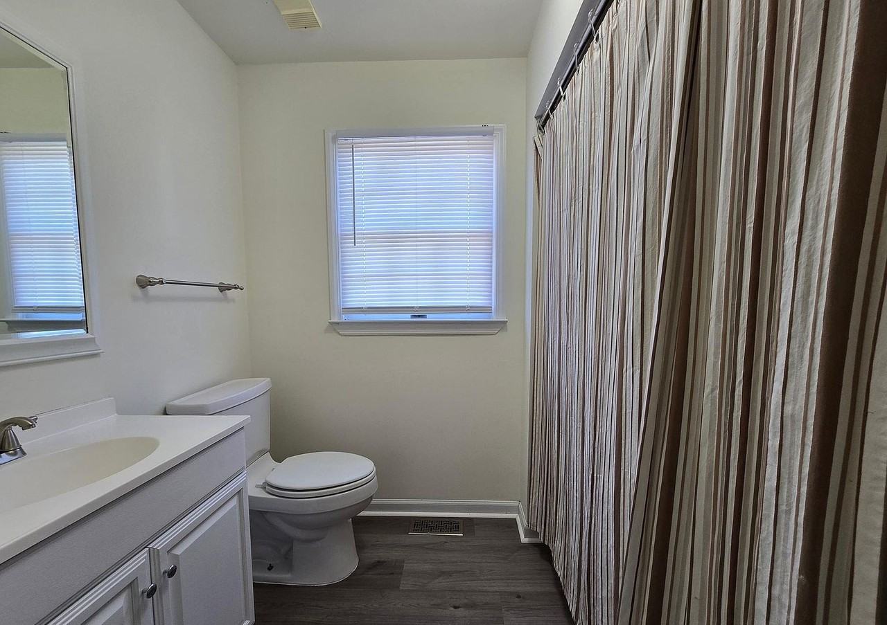 9 Lordship Ln #NA - Photo 4 of 10