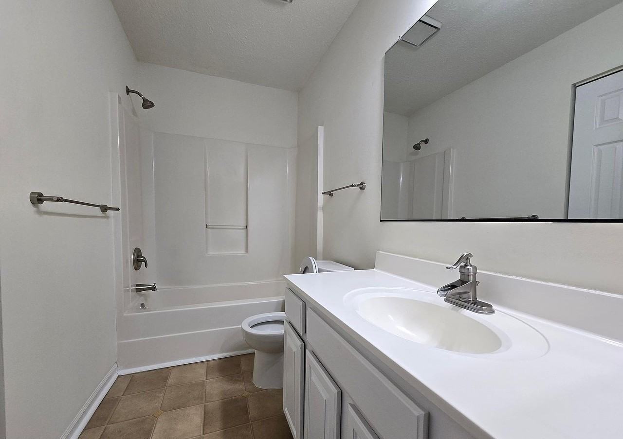9 Lordship Ln #NA - Photo 5 of 10