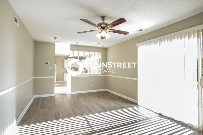 8109 Beechwood Ter - Photo 6 of 17