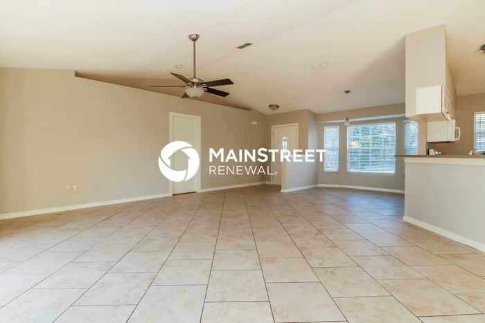 8318 Colma St - Photo 3 of 16