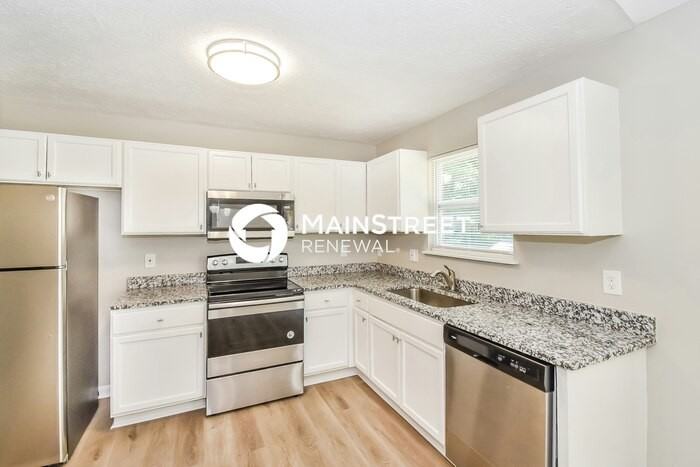 144 Hamlet Ct - Photo 5 of 18