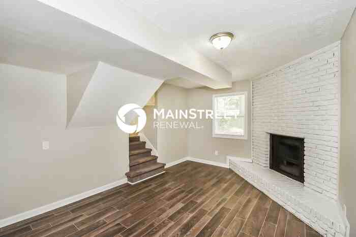 144 Hamlet Ct - Photo 7 of 18