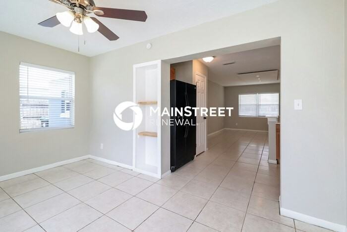 7007 Alvina Way - Photo 5 of 16